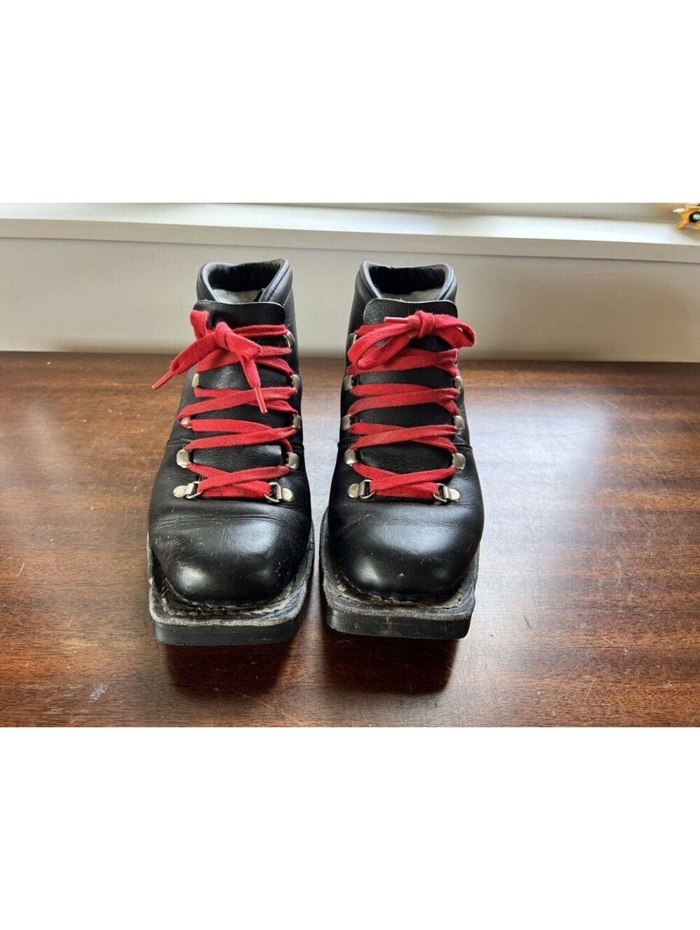 Vintage Norrona 75mm 3-Pin XC Ski Boots Leather Norway Fur Lined W 8